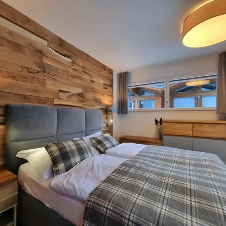 Lejlighed Luxury Romaine 1st Floor *